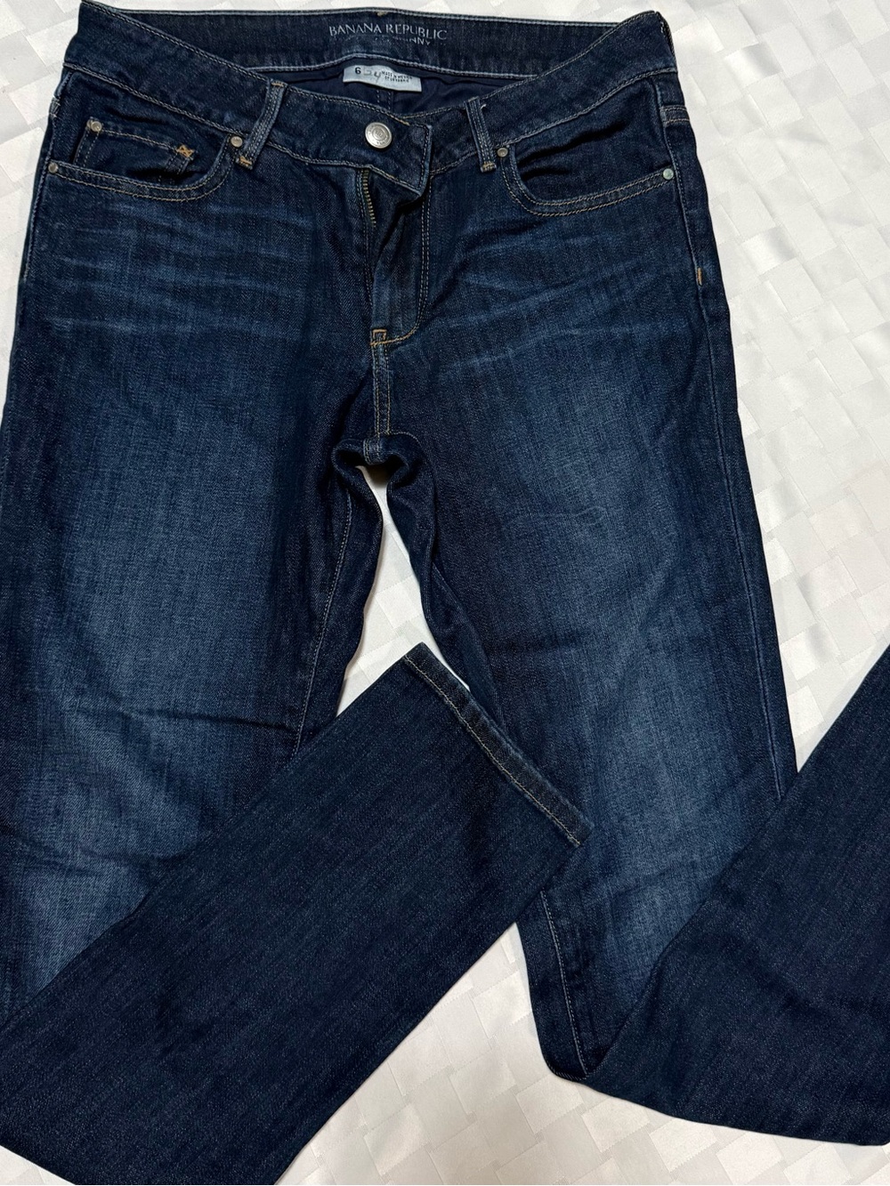 Banana Republic | Women’s Dark Indigo Jeans // 6